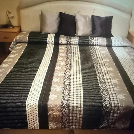 Cudovita In Elegantna Hisa Za Nepozabne Druzinske Pocitnice